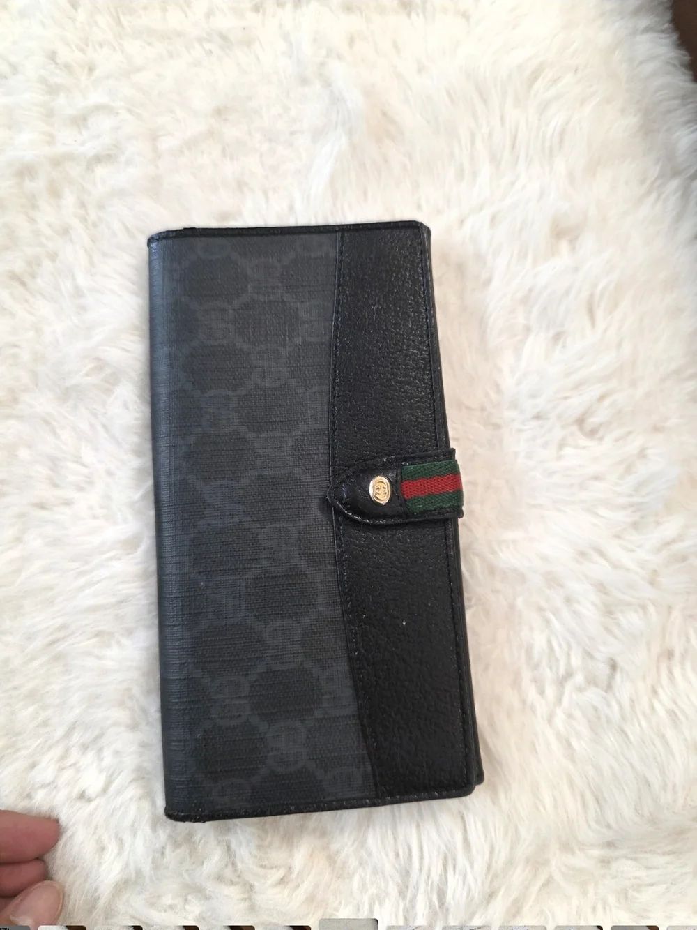 Gucci 100% AUTHENTIC!!